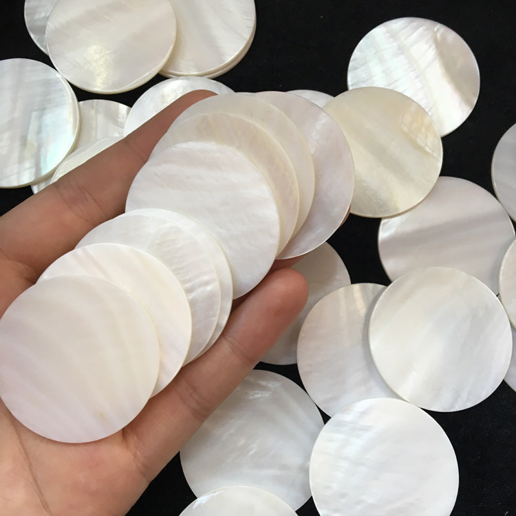 Natural mother of pearl shell beads