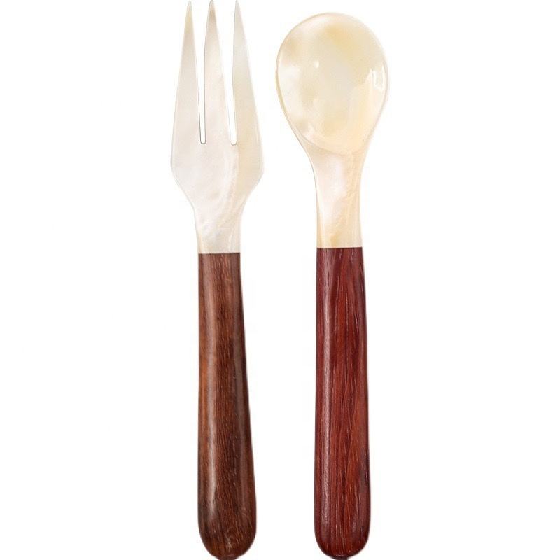 natural shell spoons