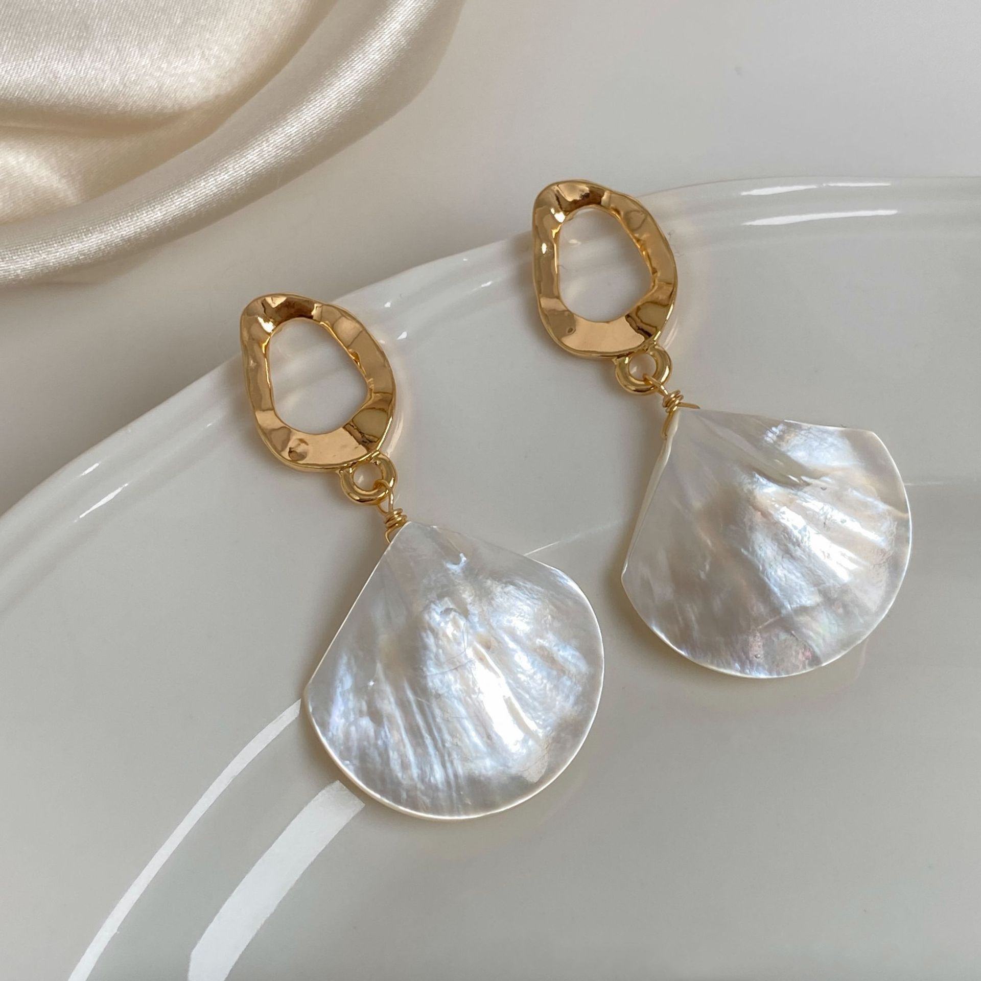 natural shell  jewelry